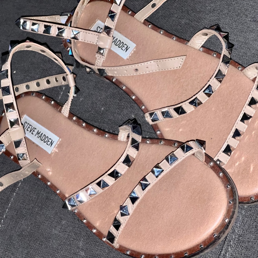 Steve Madden sandals